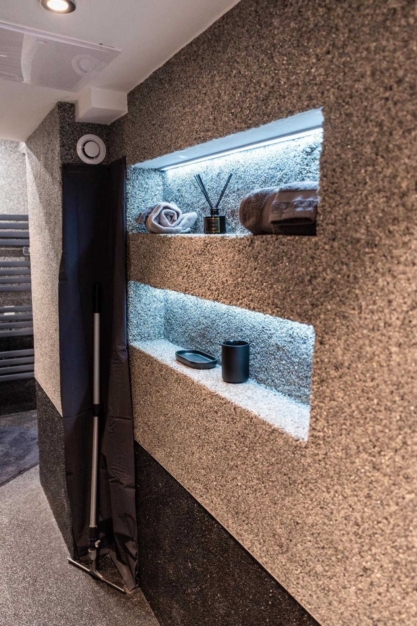 Apartment Des Chevaliers - Designed By C.m *